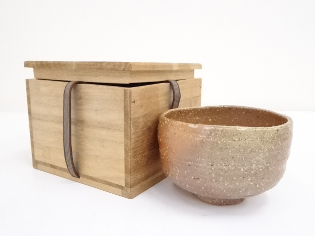 道具 ] - 道具 信楽焼 竜山造 茶碗（保護箱） | ネットショップ圭